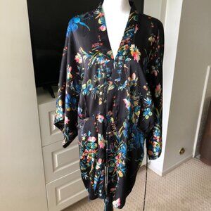 Zara Woman Kimono style top or robe